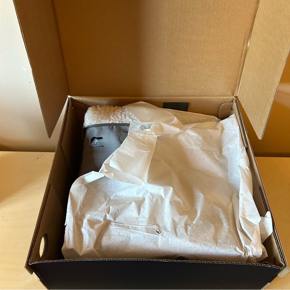 Sorel carnival women’s waterproof boots 7.5 - Picture 8 of 10